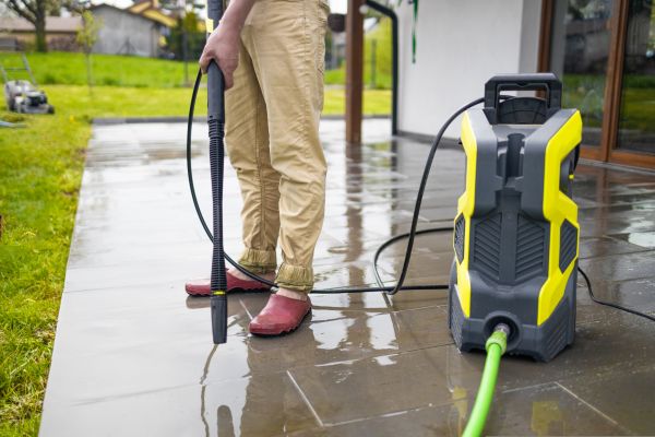 Porch Pressure Washing in Vancouver