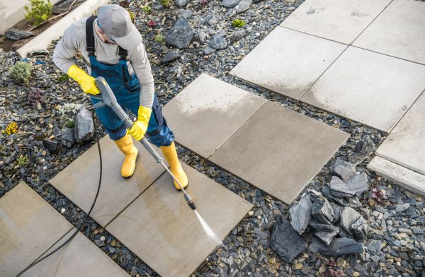 Concrete Surface Washing in Vancouver