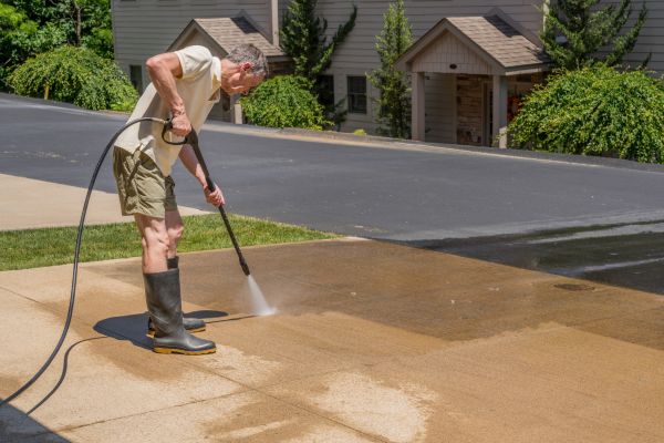 Concrete Dirt Removal in Vancouver